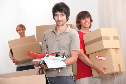 Professional removals and storage services in Southfields